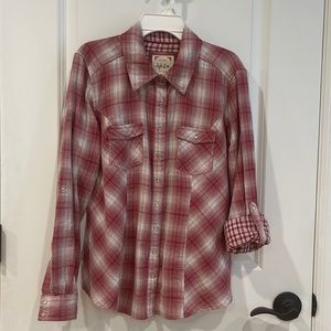 Girl’s Shirt size XS long sleeve